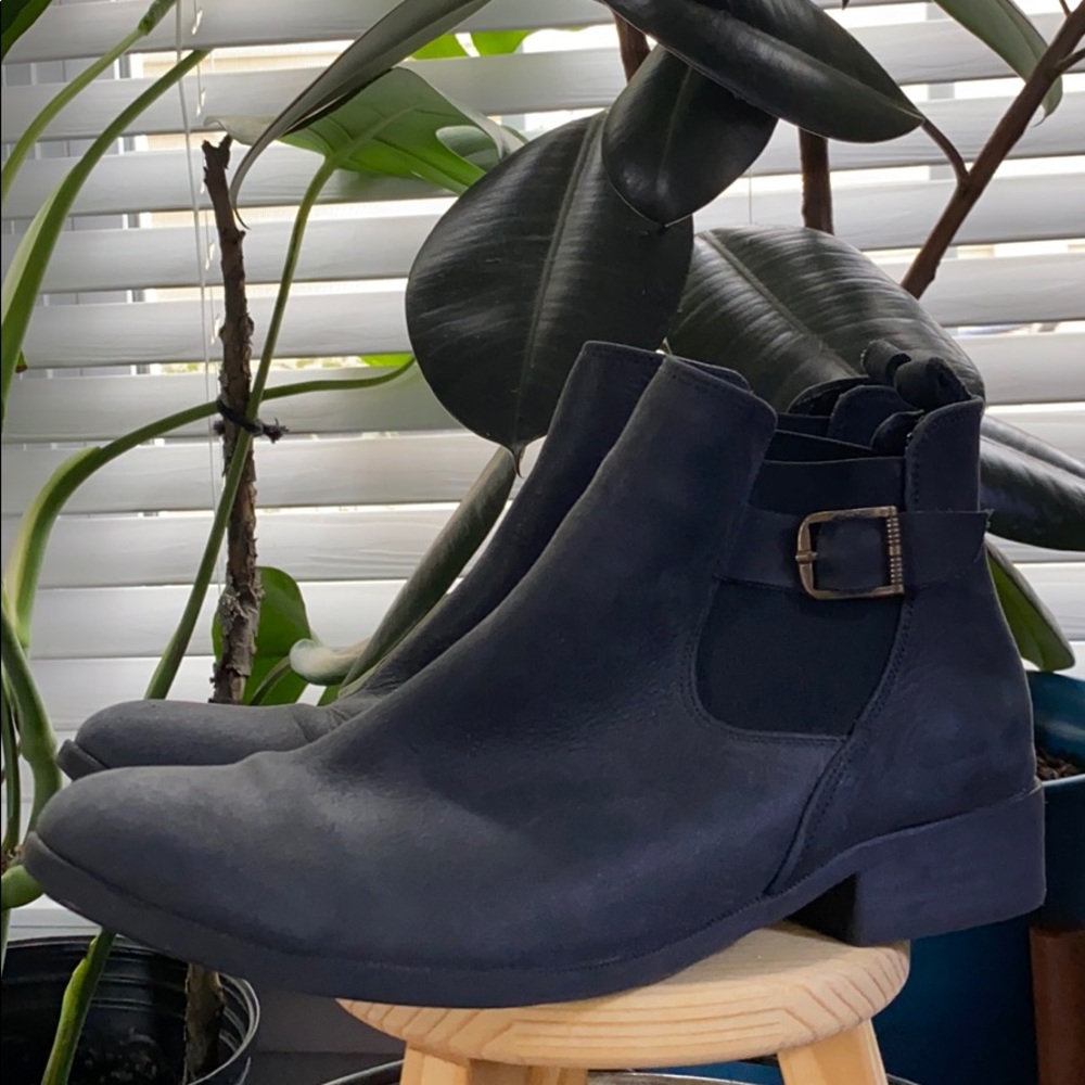 Chelsea Boot